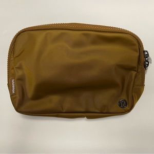 Lululemon Everywhere Belt Bag LARGE